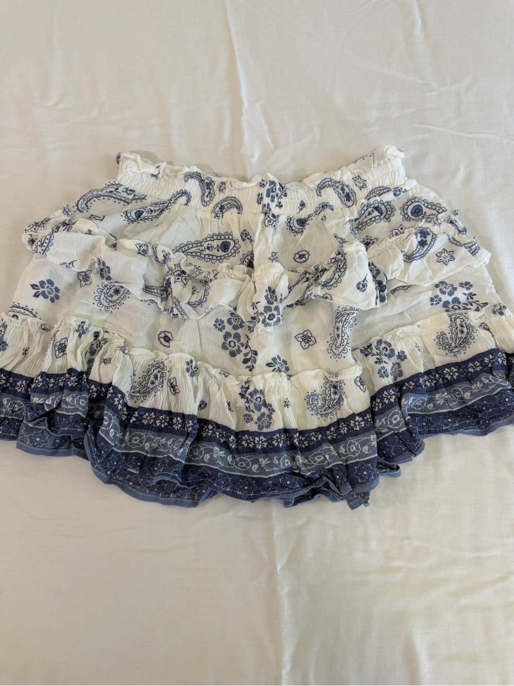 Ocean Drive White and Navy Paisley Ruffle Mini Skirt